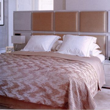 GLAMOUR SATEEN 'MARILYN PLEAT' Bedcover_preview