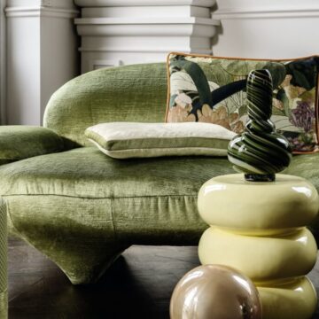 CA_H25_Above_The_Clouds_Glow_BE_337_D CA_H25_Above_The_Clouds_Glow_BE_337_D