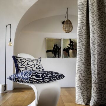 1024-1433 (17) 1024-1433 (17)