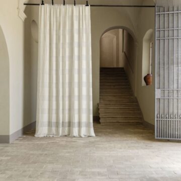 CH_F26_Mood_Booster_Sensitive_Minimalist_22_HR_sr CH_F26_Mood_Booster_Sensitive_Minimalist_22_HR_sr